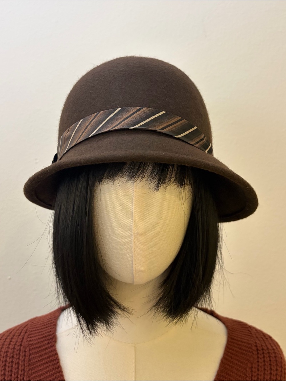 Goorin Bros Brown 100% Wool Felt Cloche Bucket Hat Medium